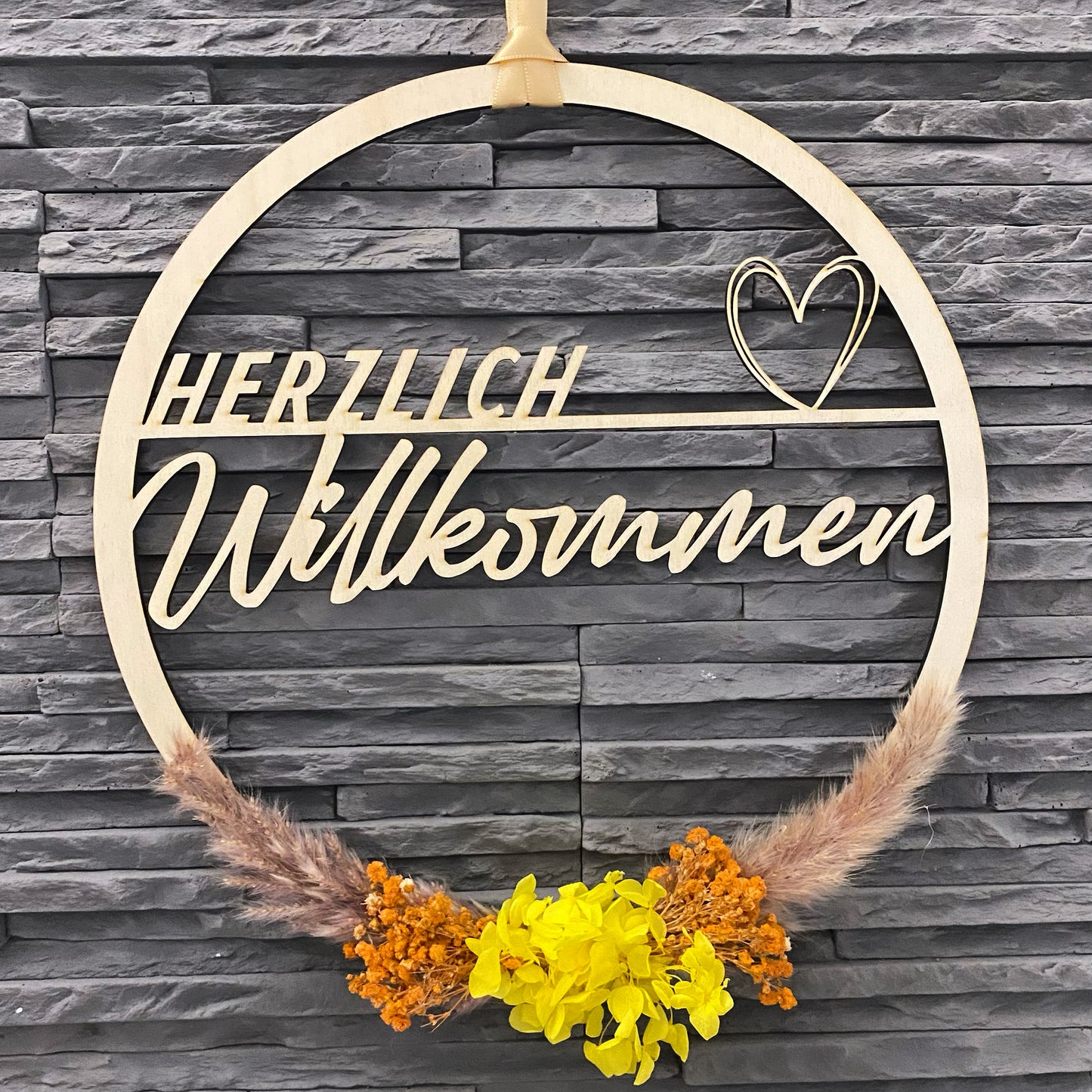 Trockenblumenkranz, ca. Ø 30cm, Türkranz, Personalisierter Türkranz mit Trockenblumen, Holzkranz, Haustür Kranz, Namensschild, Selfmade